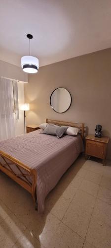 Depto edificio Sacoa-Moderno dos ambientes-Pleno centro
