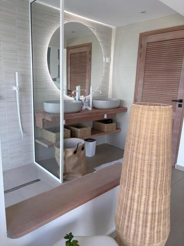 Bathroom, Maly blue - villa Atlantik in Baie-Mahault