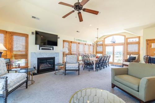 Mahalo - Villages at Ocean Hill 430 Yds to Beach Pool Hot Tub Pets OK Community Amenities - image 3