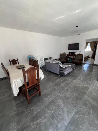 Casa Tierra de Sueños 3 Roldan (Casa Tierra de Suenos 3 Roldan) in Roldán