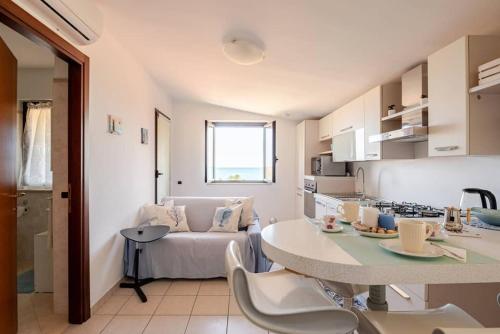 Lovely Flat with See View in Roseto degli Abruzzi