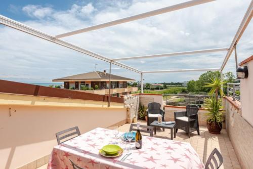 Lovely Flat with See View in Roseto degli Abruzzi