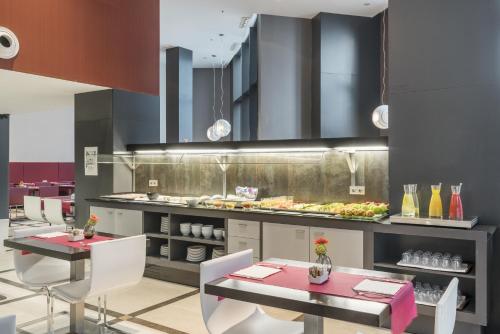 Ilunion Aqua 4 - image 5