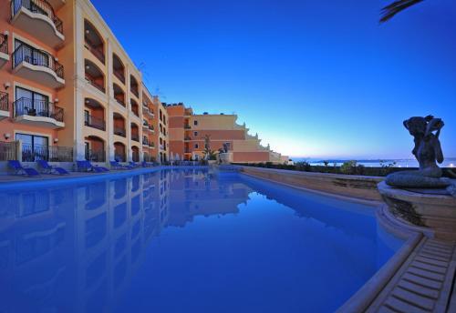 สระว่ายน้ำ, Grand Hotel Gozo in โกโซ