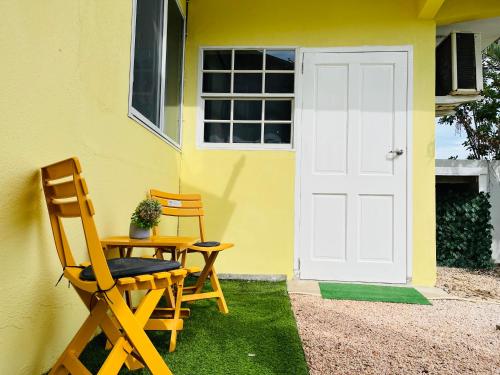 Bon Bini Kokolishi in Віллемстад