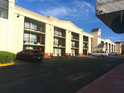 A szálláshely kívülről, Red Roof Inn Hampton Coliseum in Hampton (Virginia)