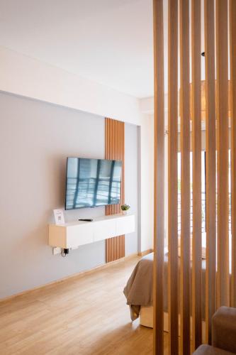 Hollywood Modern Vibe Apartment