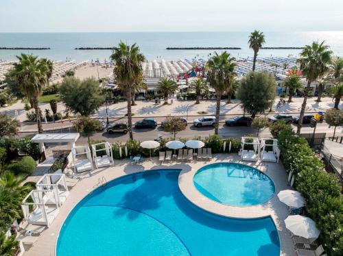 International Hotel & Suite