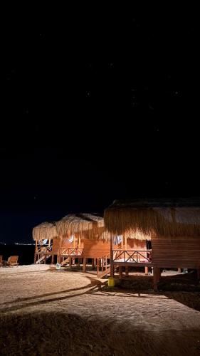 Love beach camp in Qesm Nwebaa