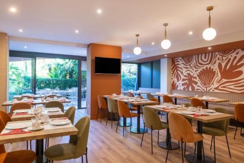 อาหารและเครื่องดื่ม, Hotel Bahia in กาญ-ซูร์-แมร์