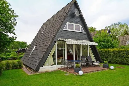 Zeltdachhaus in ruhiger Lage mit W-LAN in Damp, Deutschland