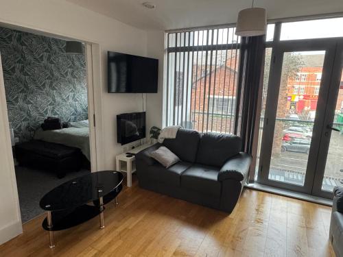 2 Bedroom Apartment - Henry St Central Liverpool, Liverpool
