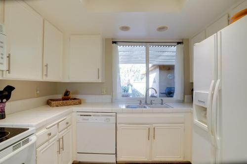 Rancho Mirage Country Club Abode Pool and Mtn Views in Rancho Mirage, USA
