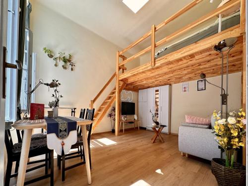 Quiet Cozy Studio City Center 2min Metro SweetSpot, Budapest
