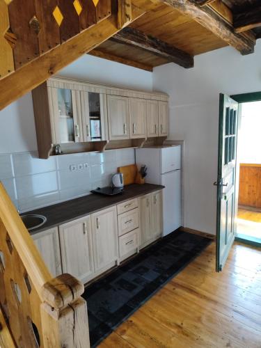 Sobe i Apartmani Barić - Rooms And Apartment (Sobe i Apartmani Baric - Rooms And Apartment) in Loņja