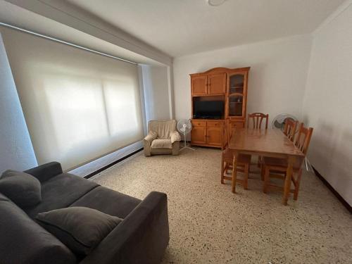 Apartamentos playa la Perola 4