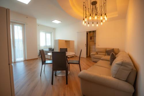 บริการและสิ่งอำนวยความสะดวก, B lieve in มอนซา