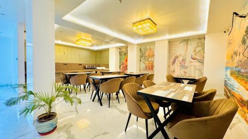 Hotel International Embassy Suites Near Delhi Airport in New Delhi