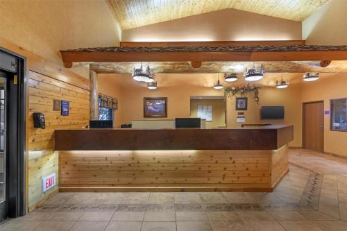 Best Western Plus Kelly Inn and Suites - image 11