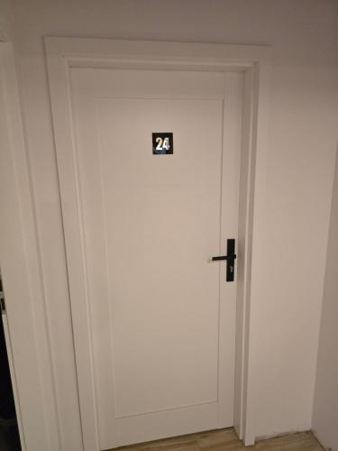 Rent0nline Brwinow Rooms in Brwinow