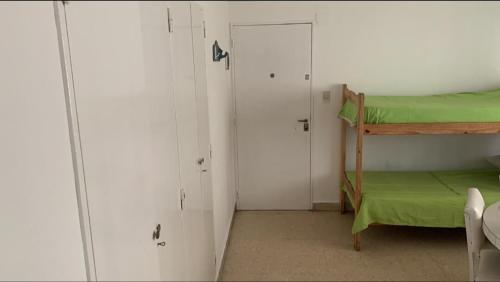Confortable departamento en Mar del plata y excelente ubicación - image 3