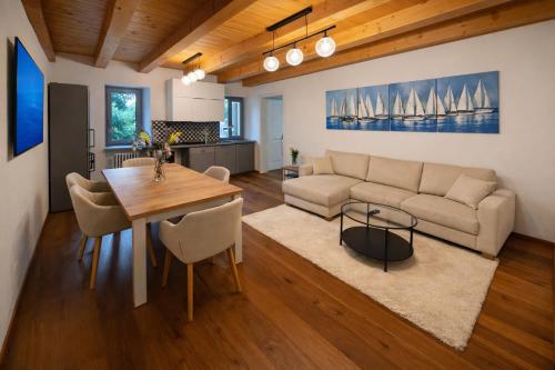 Aurisina heart apartment – khách sạn tại Santa Croce