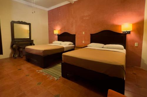 2 double beds