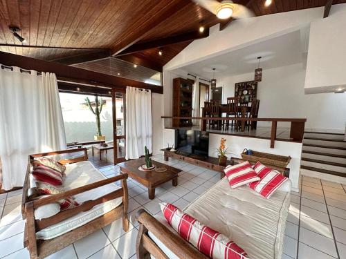 Casa em condomínio na Praia da Ferradura (Casa em condominio na Praia da Ferradura) in Plaja Ferradura