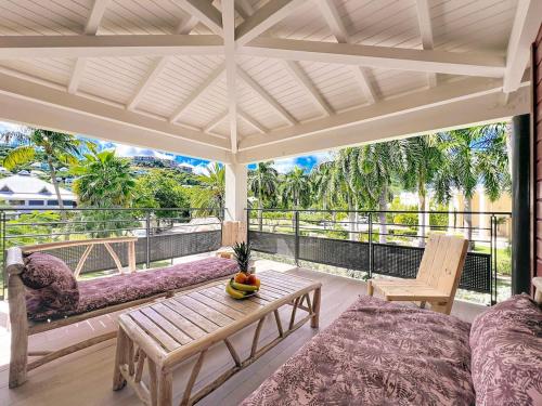 Bleu Tropical Spacious 3BDR Walkable Anse Marcel beach and marina – khách sạn tại Anse Marcel