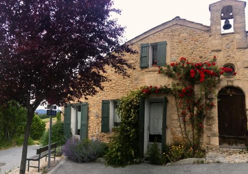 Programlehetőségek, Gîte La Bastide Flora (Gite La Bastide Flora) in Mézel