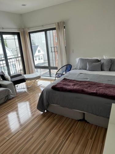 Private Suite Hudson River View in วีฮอว์เคน (NJ)