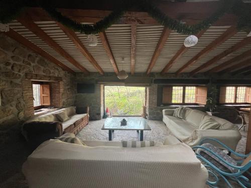 Antiguo Molino con piscina y chimenea en el valle del Tietar in Casavieja
