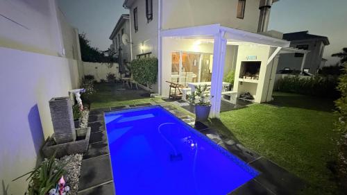 Villa on Private Estate with Pool - Hermanus