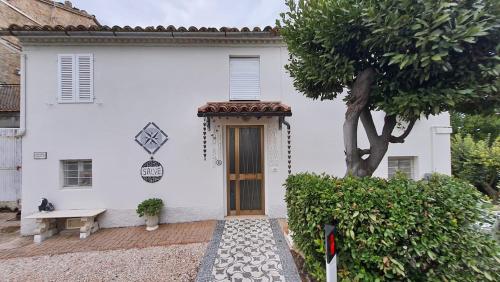 Windrose House in Sant' Angelo in Pontano