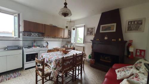 Windrose House in Sant' Angelo in Pontano