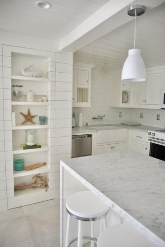 Exquisite Carpinteria Beach Cottage, Steps Away From The Beach in Carpinteria (CA)