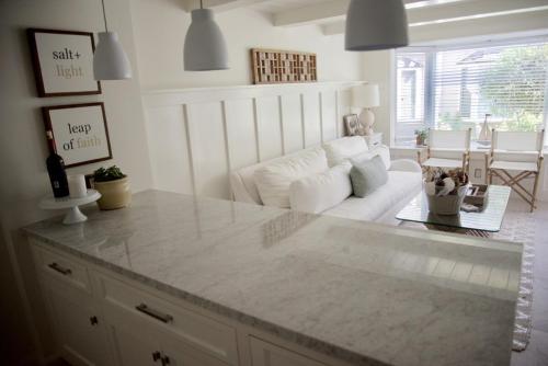 Exquisite Carpinteria Beach Cottage, Steps Away From The Beach in Carpinteria (CA)