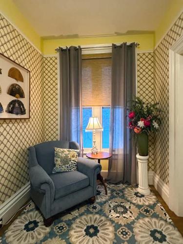 Merriam Family Suite - The Belvedere Inn - image 9