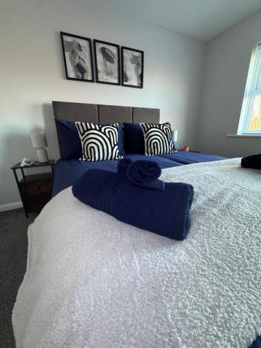 Oakleigh Way, Carlisle - 2 Bedroom, sleeps 4, Fully furnished – khách sạn tại Botcherby