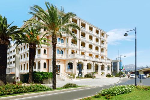 . Grand Hotel President
