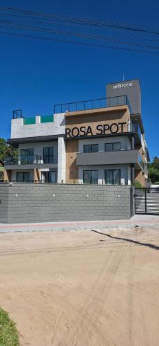 New with pool and close to the center of Rosa. - image 5