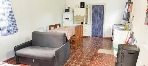 Casa a 50 m DE LA PLAYA con DIRECTV Y WIFI in Costa Azul