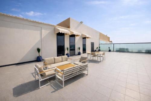 Manazel AL-Diriyah | ALZahra 2BR Stylish Stay 75TV