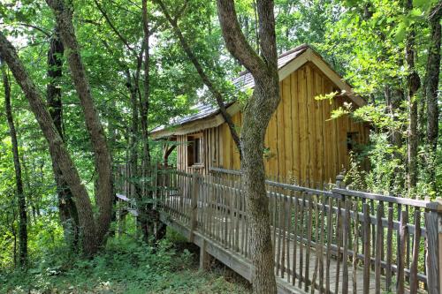 Les Cabanes des Benauges gîte à louer Omet