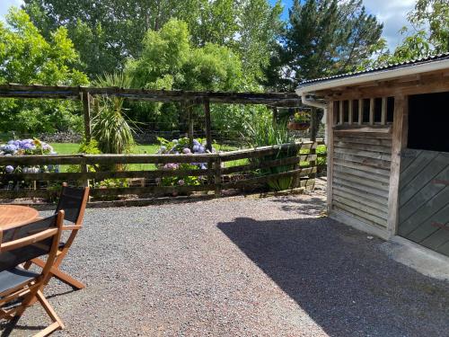 Willows Reach Lodge in คูเมอ