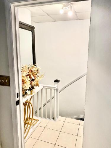 Entrance, Private room B in West NYNJ 12mints from NYCity Times Square in West New York