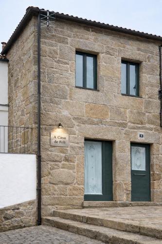 A Casa de Feli, Muros