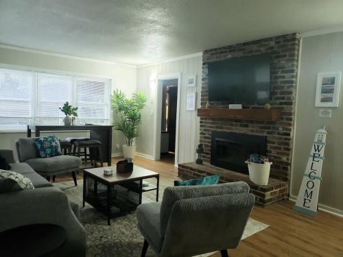 Golden Isles Getaway-pets welcome! – khách sạn tại Brunswick