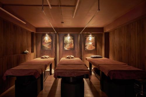 Quy Hung Hotel - Ben Thanh Market – Ho Chi Minh City