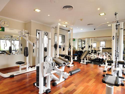 8039389 Windsor Hotel
